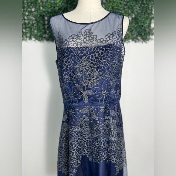 Tahari Arthur Levine Gold Floral Bodice Navy Blue Tulle Dress Size 14 Fit Flare - Picture 3 of 16